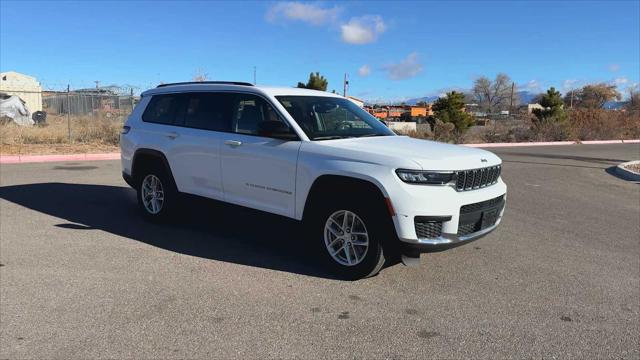 2023 Jeep Grand Cherokee L Laredo 4x4