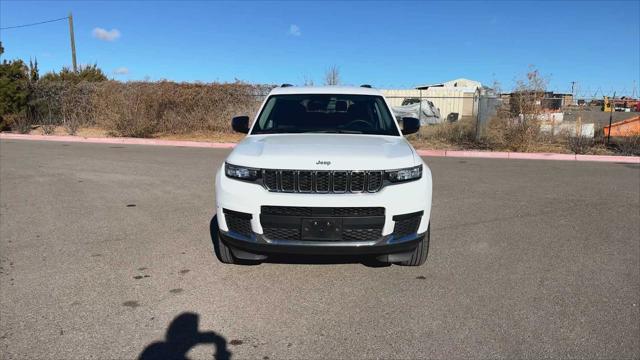 2023 Jeep Grand Cherokee L Laredo 4x4