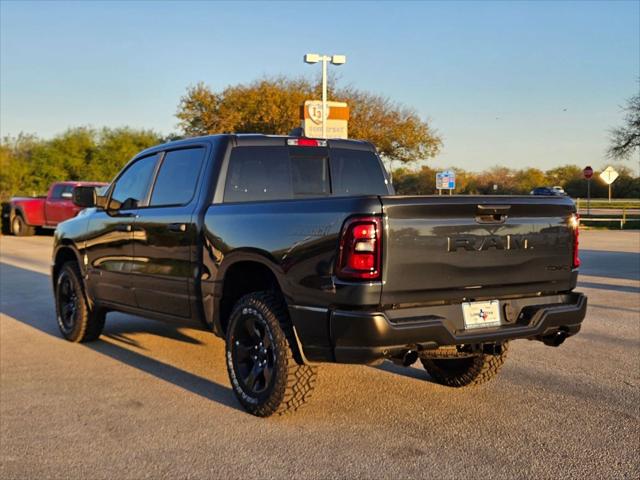 2025 RAM Ram 1500 RAM 1500 WARLOCK CREW CAB 4X4 57 BOX