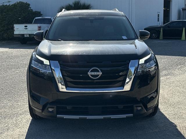 2022 Nissan Pathfinder Platinum 4WD