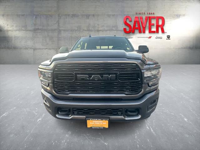 2021 RAM 3500 Limited Mega Cab 4x4 64 Box