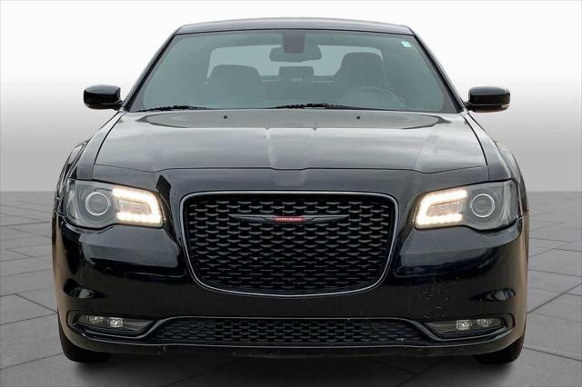 2022 Chrysler 300 S