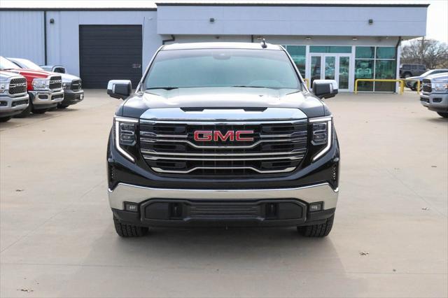 2023 GMC Sierra 1500 4WD Crew Cab Short Box SLT