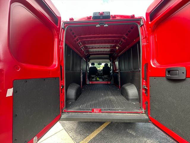 2025 Ram ProMaster 2500 Cargo Van Tradesman High Roof 159" WB w/Pass Seat