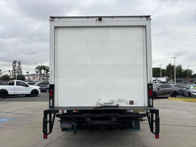 2021 Ford E-450 Cutaway Cutaway Van 2D