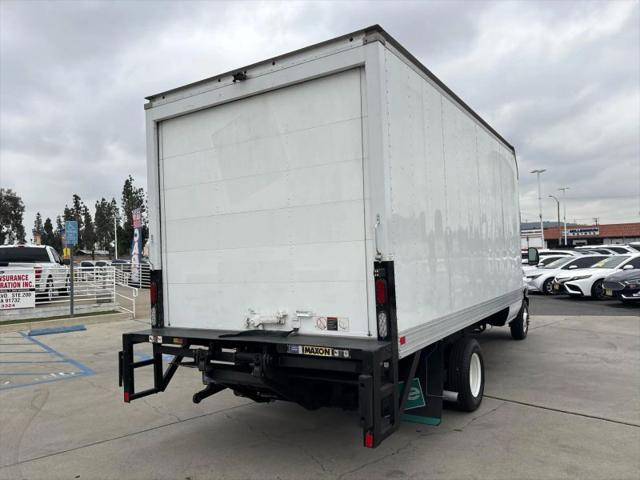 2021 Ford E-450 Cutaway Cutaway Van 2D