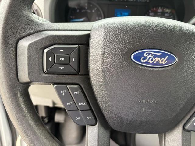 2021 Ford E-450 Cutaway Cutaway Van 2D