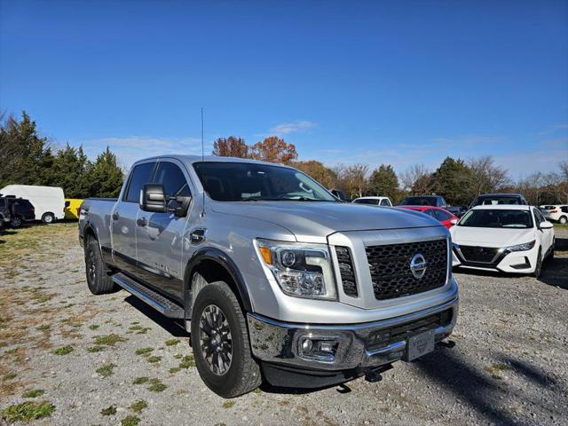 2019 Nissan Titan XD PRO-4X Gas