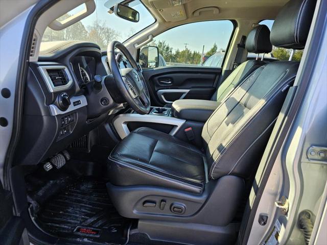 2019 Nissan Titan XD PRO-4X Gas