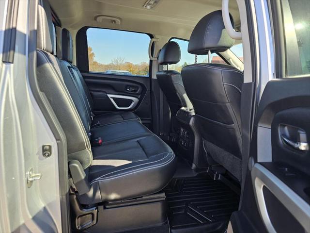 2019 Nissan Titan XD PRO-4X Gas