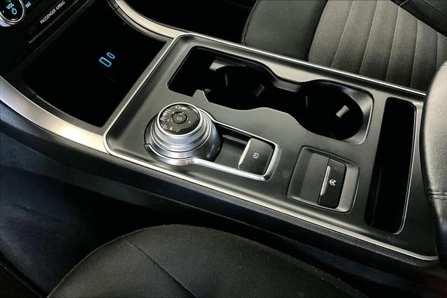 2022 Ford Edge SE