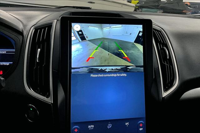 2022 Ford Edge SE