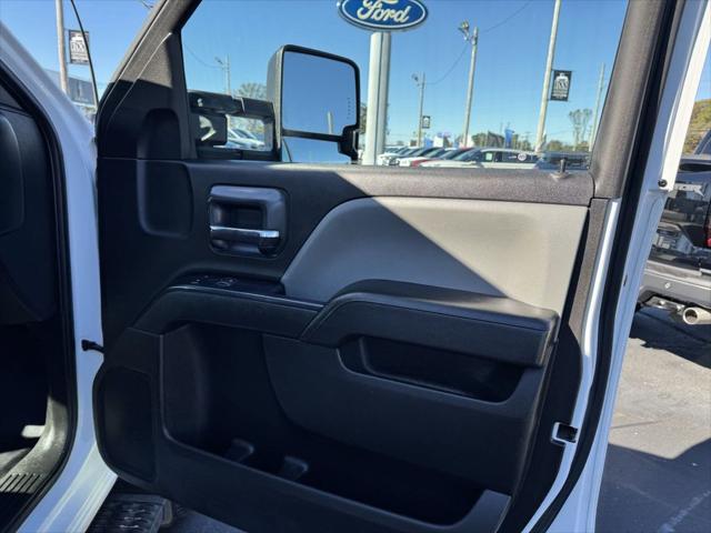 Used 2018 Chevrolet Silverado 3500HD Chassis For Sale in Muscle Shoals, AL