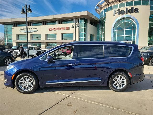 2020 Chrysler Pacifica Touring L