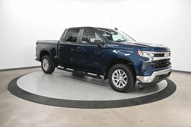 2022 Chevrolet Silverado 1500 4WD Crew Cab Short Bed LT with 2FL
