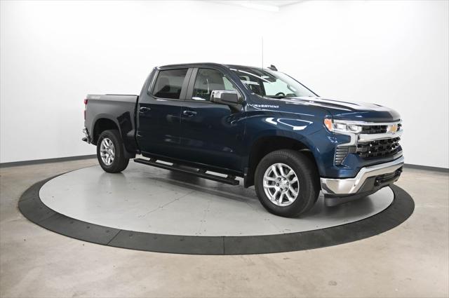 2022 Chevrolet Silverado 1500 4WD Crew Cab Short Bed LT with 2FL