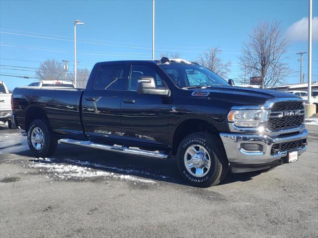 2024 RAM Ram 2500 RAM 2500 TRADESMAN CREW CAB 4X4 8 BOX