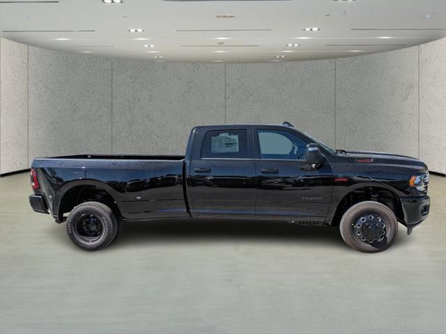 2024 RAM Ram 3500 RAM 3500 BIG HORN CREW CAB 4X4 8 BOX