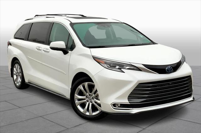 2022 Toyota Sienna Platinum