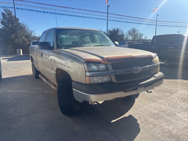 2004 Chevrolet Silverado 1500 LS