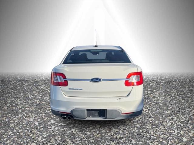 2011 Ford Taurus SE
