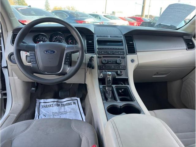 2011 Ford Taurus SE