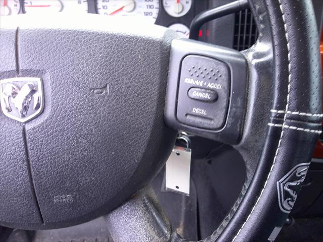 2005 Dodge Ram 1500 SLT/Laramie