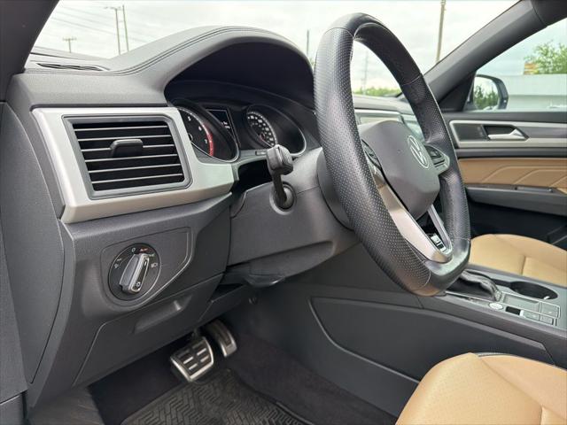 2021 Volkswagen Atlas Cross Sport 3.6L V6 SE w/Technology R-Line