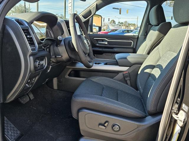 2025 RAM Ram 1500 RAM 1500 BIG HORN CREW CAB 4X4 57 BOX