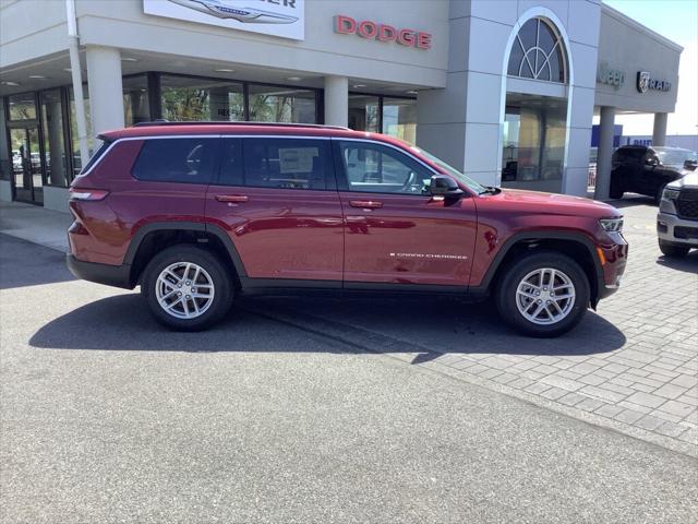 2025 Jeep Grand Cherokee GRAND CHEROKEE L LAREDO 4X4