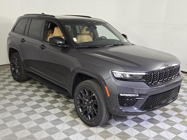 2025 Jeep Grand Cherokee GRAND CHEROKEE SUMMIT RESERVE 4X4