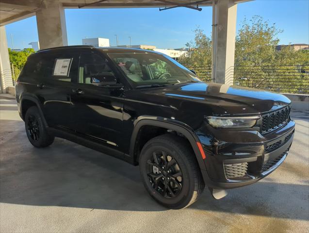 2025 Jeep Grand Cherokee GRAND CHEROKEE L ALTITUDE 4X4