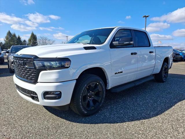 2025 RAM Ram 1500 RAM 1500 BIG HORN CREW CAB 4X4 64 BOX