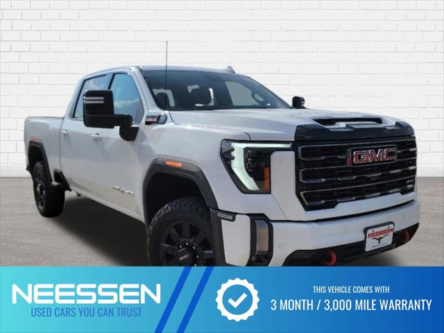 2024 GMC Sierra 2500HD 4WD Crew Cab Standard Bed AT4