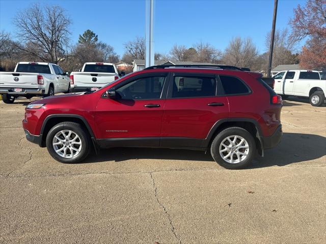 2016 Jeep Cherokee Sport