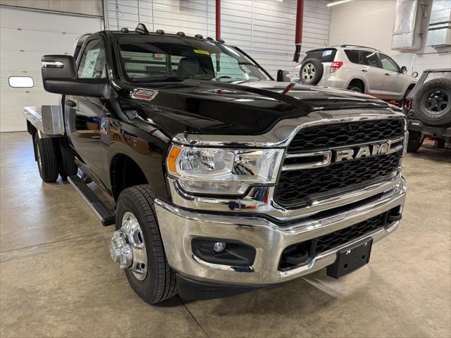 2024 RAM Ram 3500 Chassis Cab RAM 3500 TRADESMAN CHASSIS REGULAR CAB 4X4 60 CA