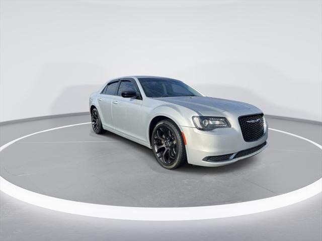 2019 Chrysler 300 Touring