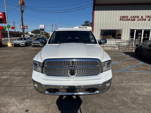 2017 RAM 1500 Laramie Crew Cab 4x4 57 Box