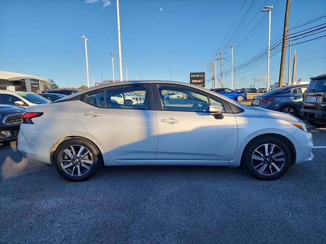 2021 Nissan Versa SV Xtronic CVT