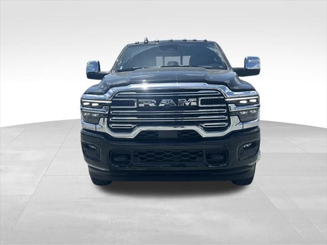 2025 RAM Ram 3500 RAM 3500 LARAMIE MEGA CAB 4X4 64 BOX