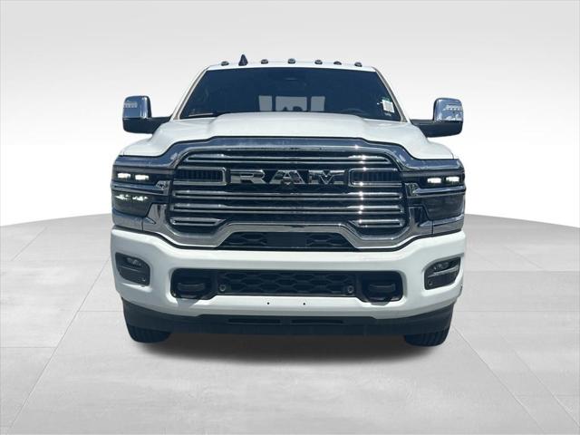 2025 RAM Ram 3500 RAM 3500 LARAMIE MEGA CAB 4X4 64 BOX