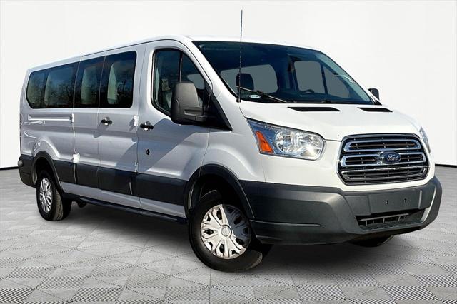 2017 Ford Transit-350 XLT