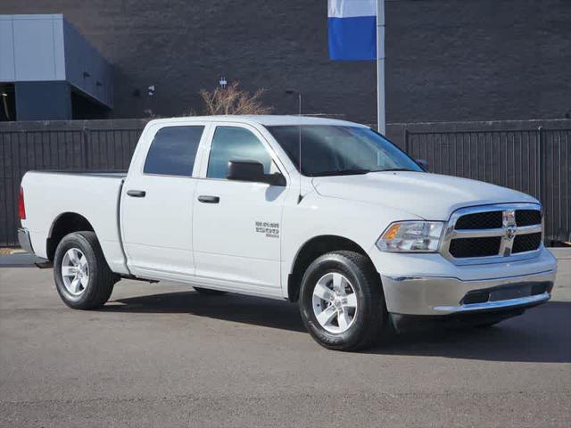 2022 RAM 1500 Classic SLT Crew Cab 4x2 57 Box