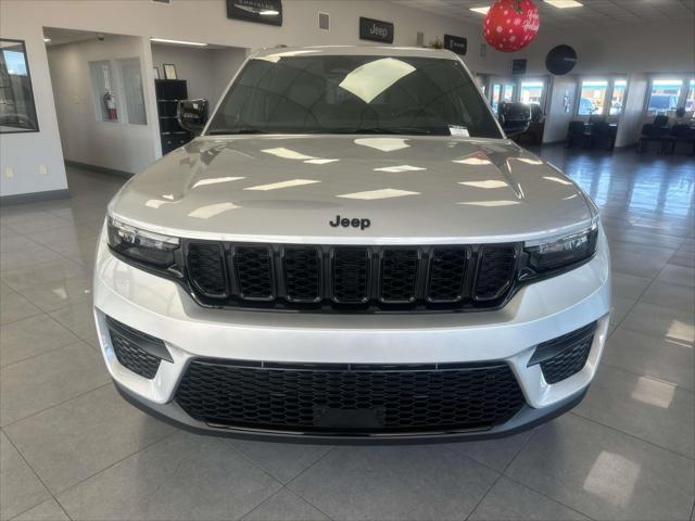 2025 Jeep Grand Cherokee GRAND CHEROKEE ALTITUDE 4X2