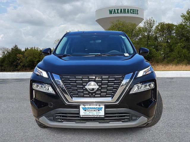 2022 Nissan Rogue SV FWD