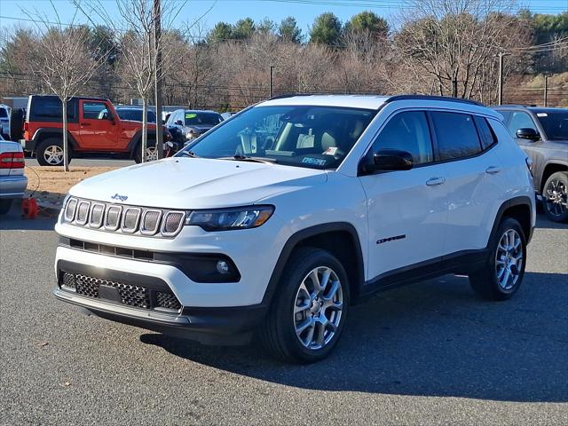 2022 Jeep Compass Latitude Lux 4x4