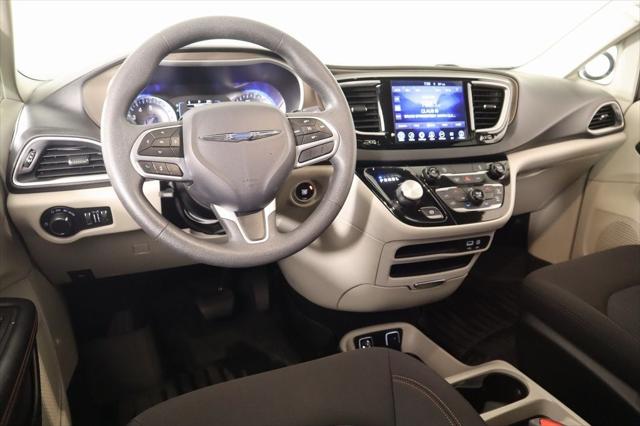 2017 Chrysler Pacifica Touring