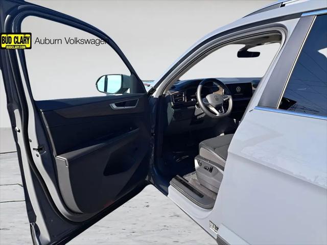 2025 Volkswagen Atlas 2.0T SEL