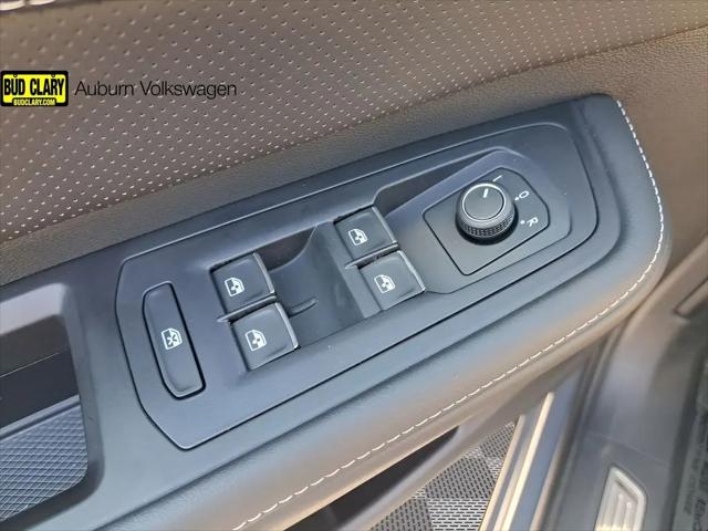 2025 Volkswagen Atlas 2.0T SEL