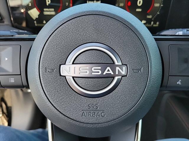 2025 Nissan Kicks SR